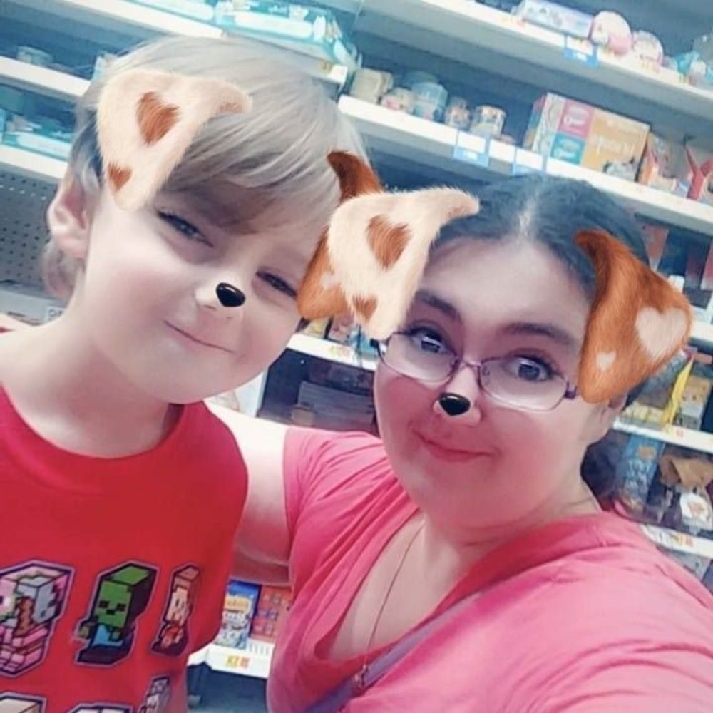 Meet your Posher, Cara